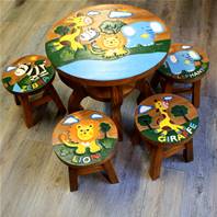 African animal table with 4 stools