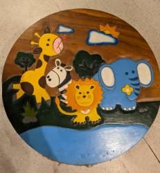 African animal table with 4 stools