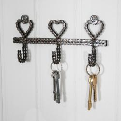 Wall hook recycled bike chain triple small hearts