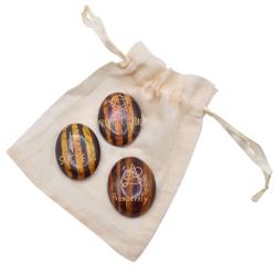 3 soapstone pebbles in cotton pouch, 4 x 3cm